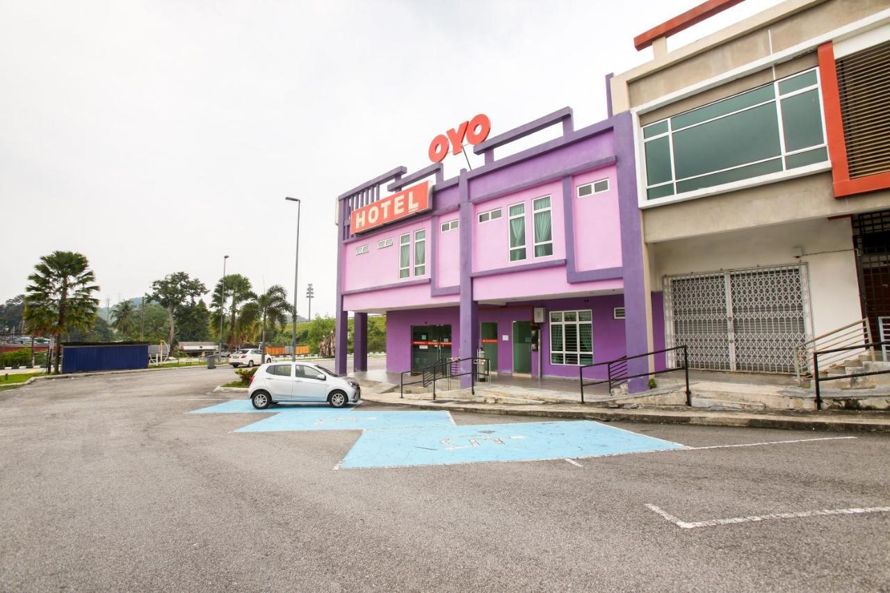 Oyo 89677 Sunflower Hotel Seremban Bagian luar foto